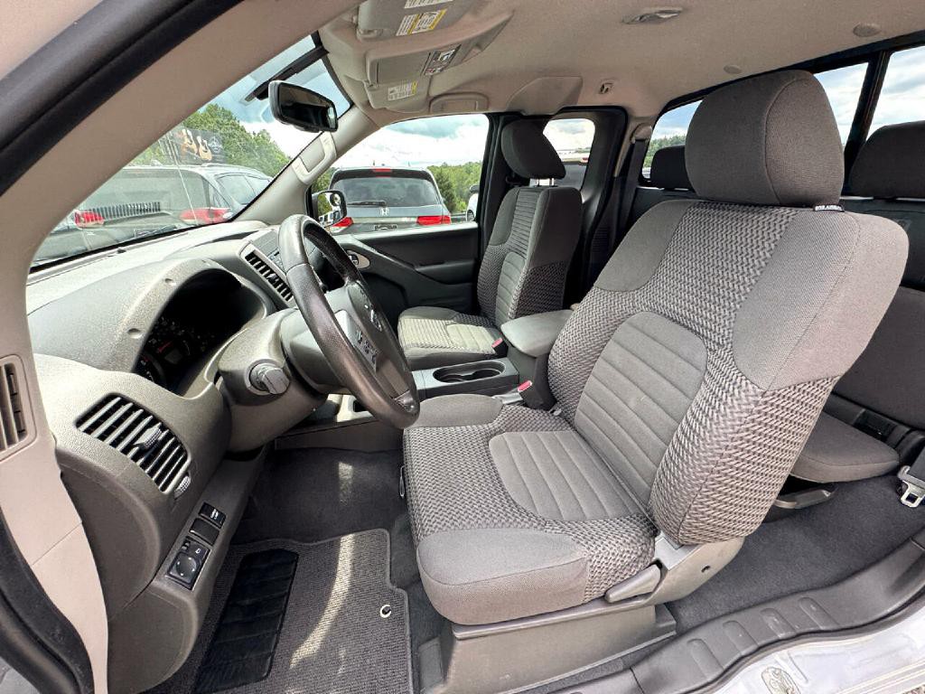 2018 Nissan Frontier Image 19