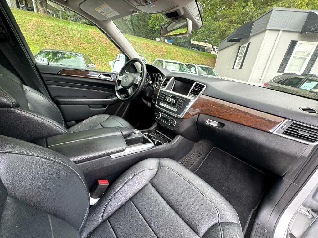2013 Mercedes-Benz M-Class Image 16