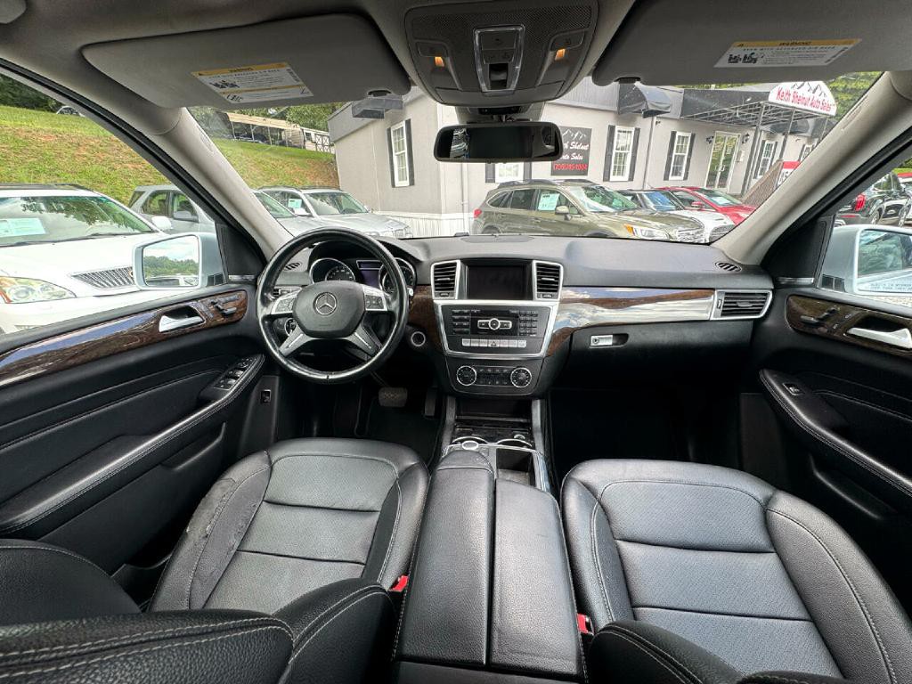 2013 Mercedes-Benz M-Class Image 24