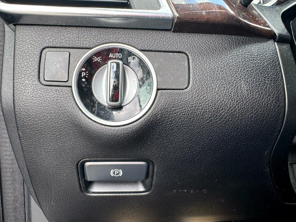 2013 Mercedes-Benz M-Class Image 26
