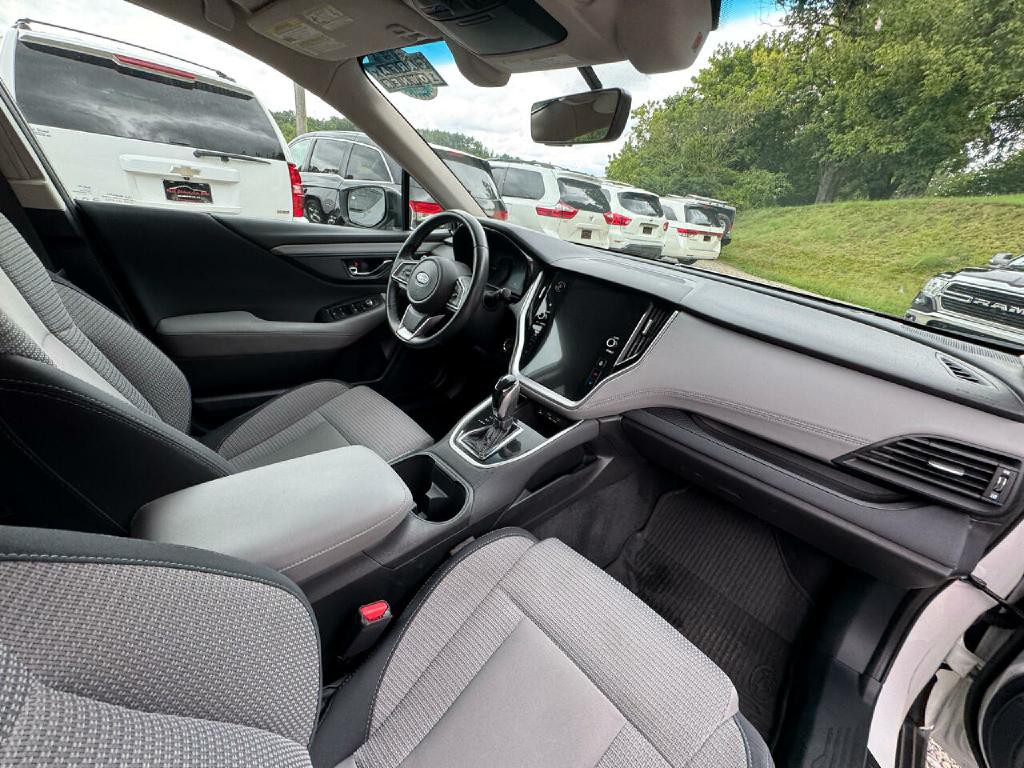 2022 Subaru Outback Image 17