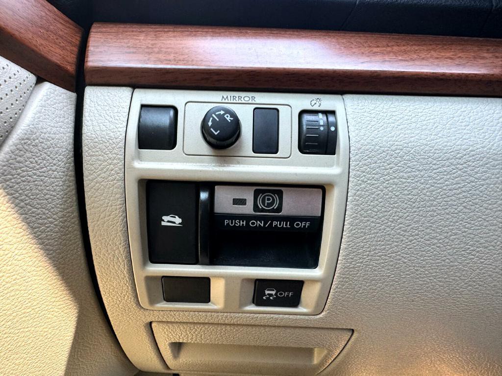 2014 Subaru Outback Image 23