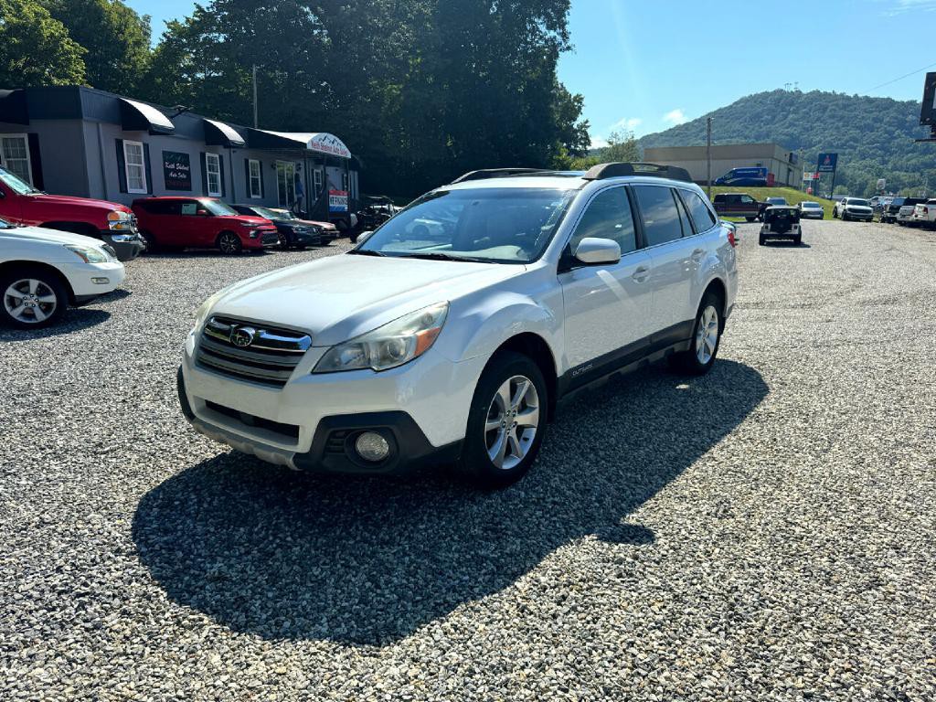 2014 Subaru Outback Image 32