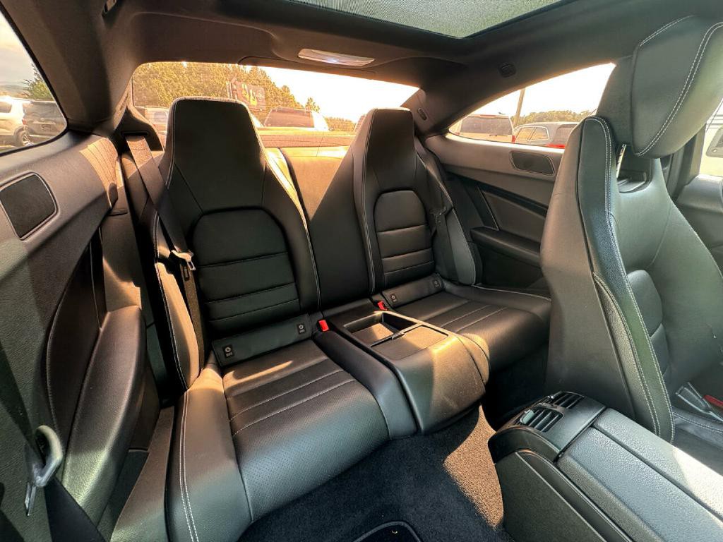 2013 Mercedes-Benz C-Class Image 9