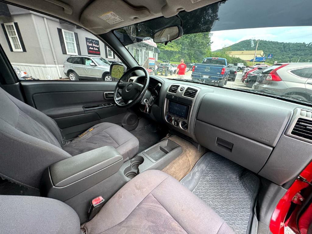 2004 Chevrolet Colorado Image 11