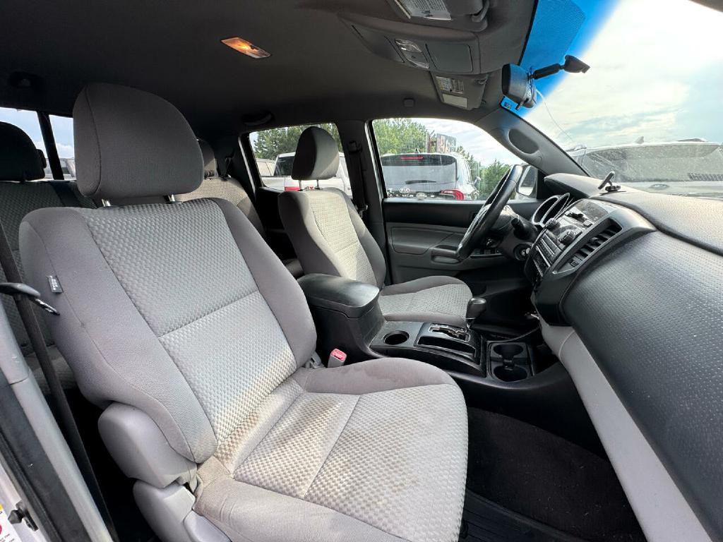 2012 Toyota Tacoma Image 11