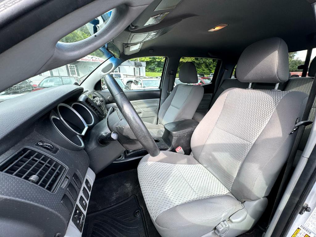 2012 Toyota Tacoma Image 15