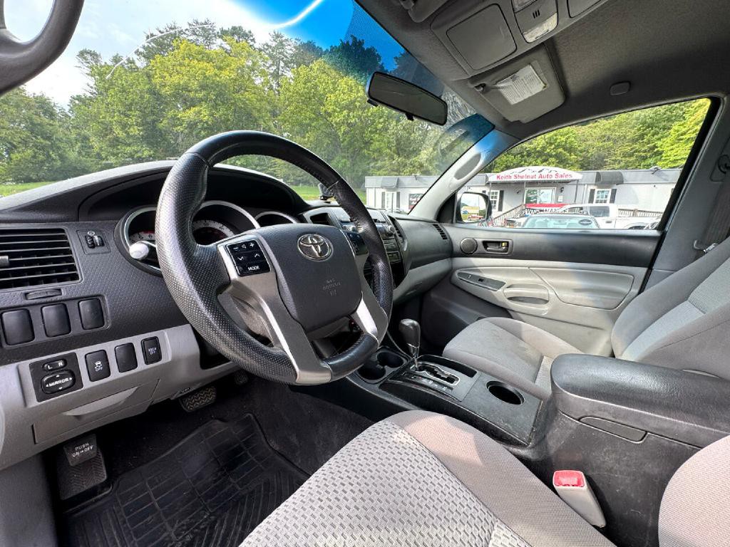 2012 Toyota Tacoma Image 17