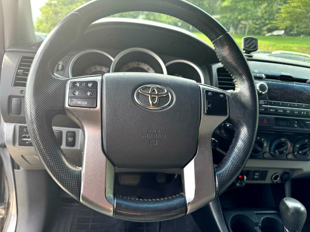 2012 Toyota Tacoma Image 18