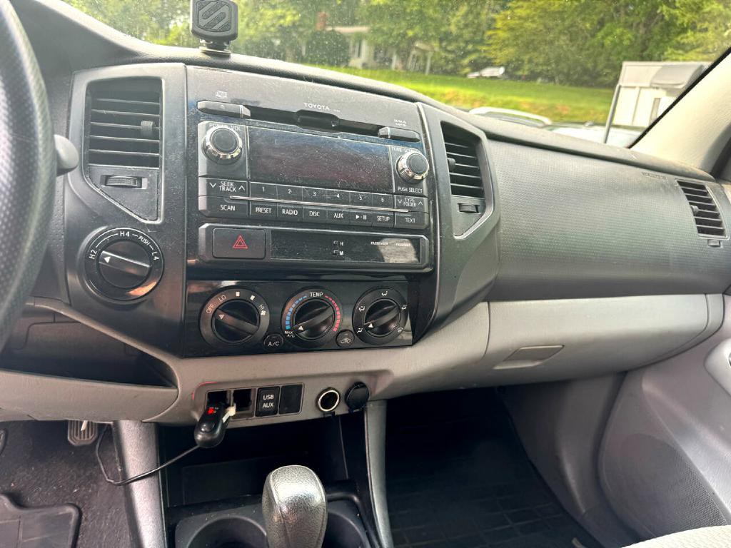 2012 Toyota Tacoma Image 19