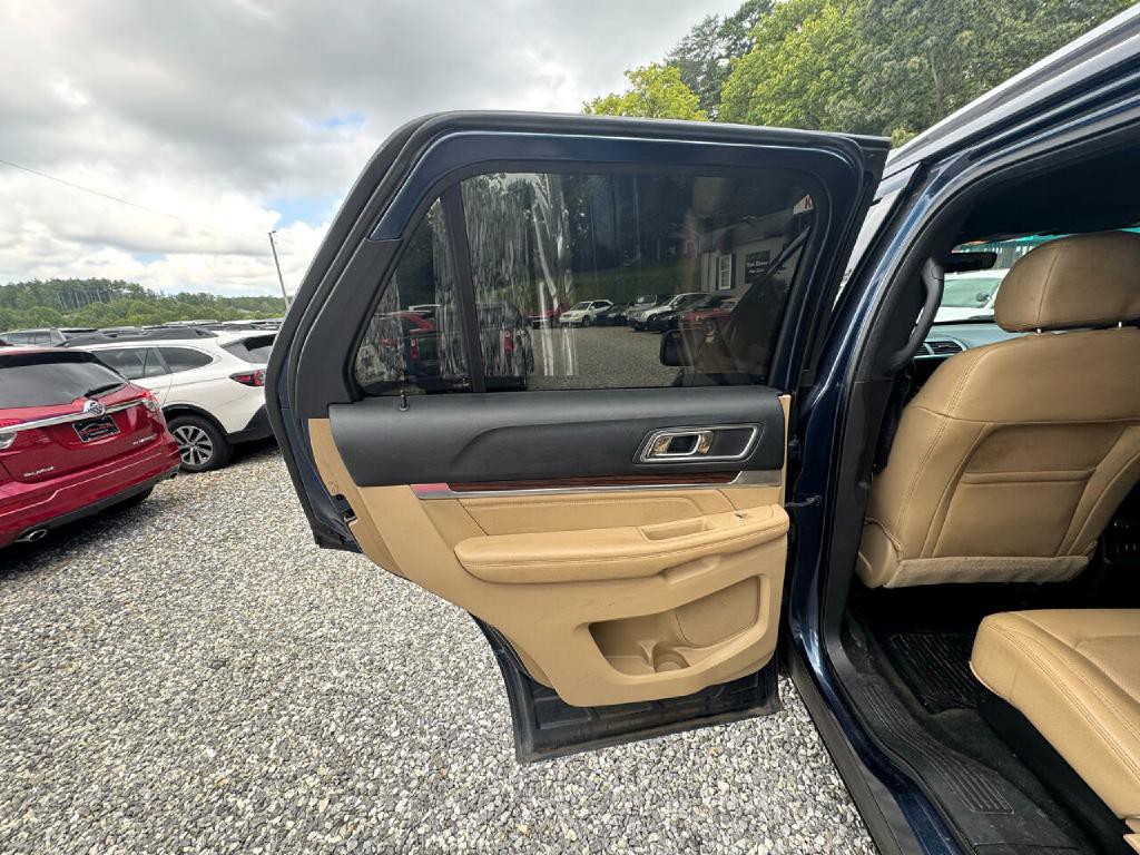 2016 Ford Explorer Image 6