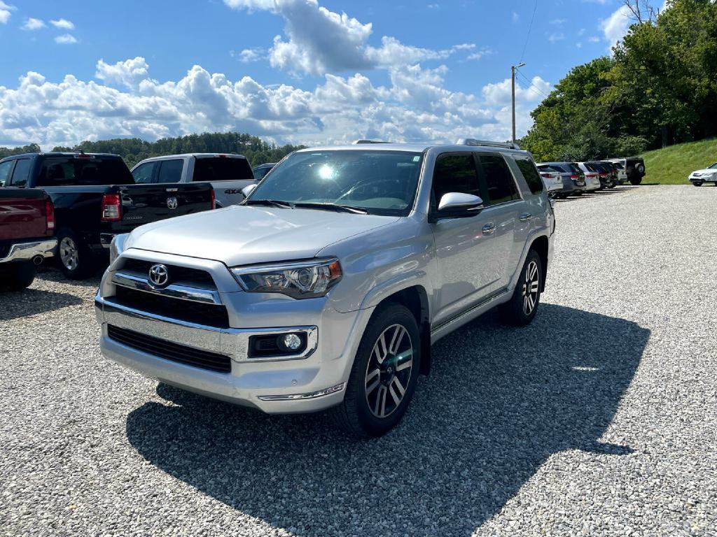 2016 Toyota 4Runner Image 2