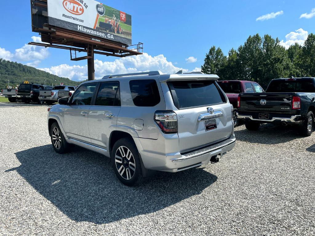 2016 Toyota 4Runner Image 3