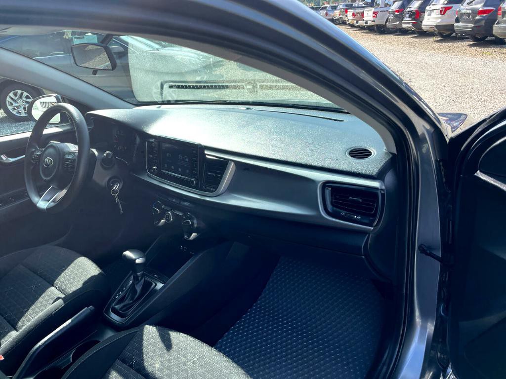 2019 Kia Rio Image 9