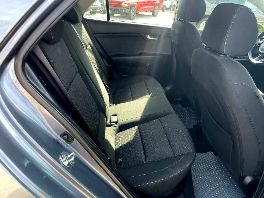 2019 Kia Rio Image 12