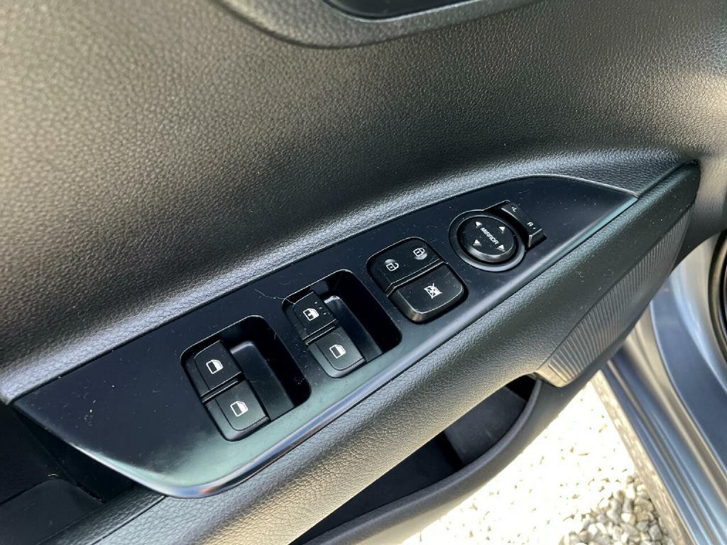 2019 Kia Rio Image 17