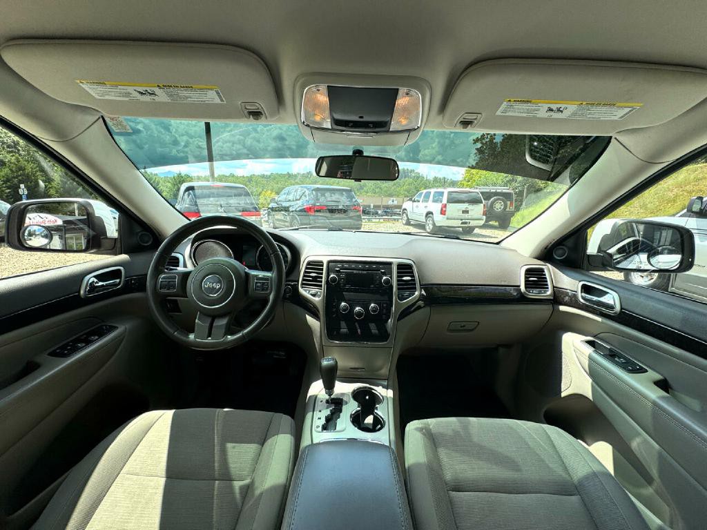 2013 Jeep Grand Cherokee Image 21