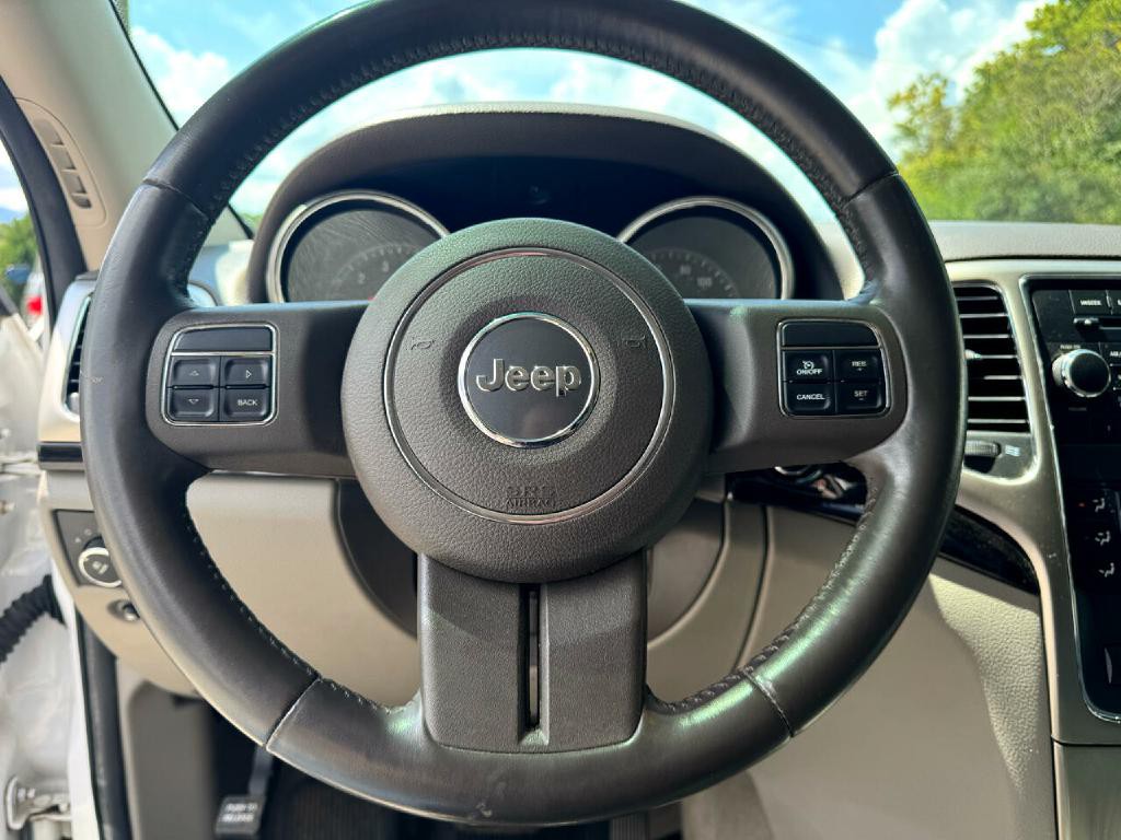 2013 Jeep Grand Cherokee Image 22