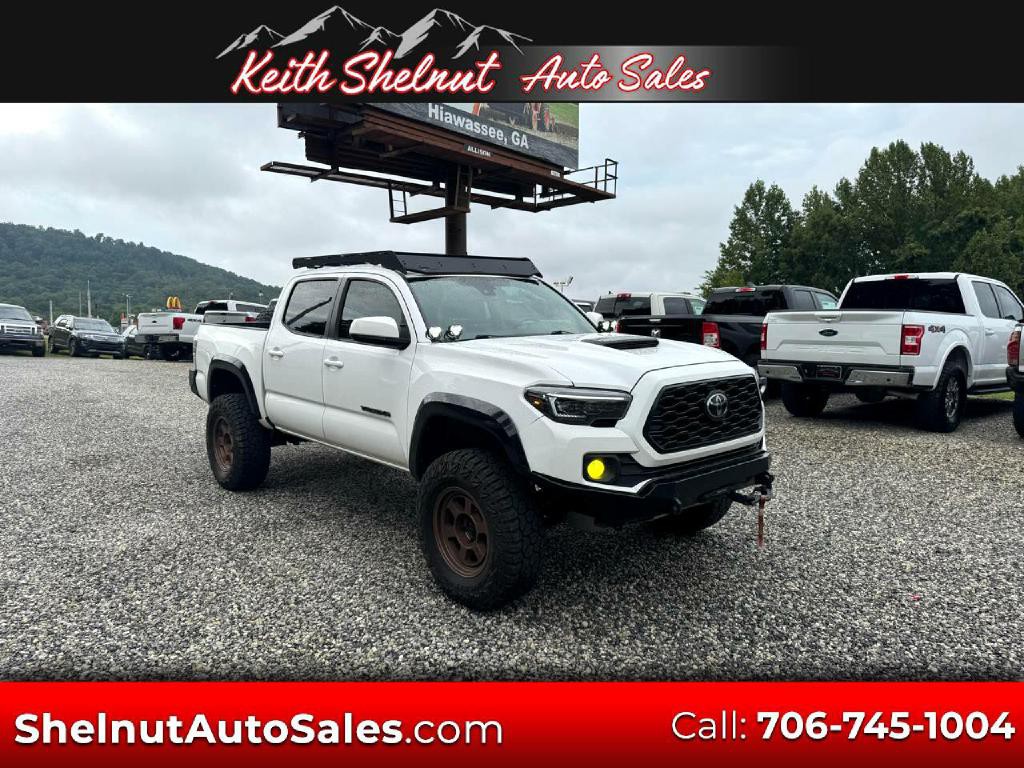 2018 Toyota Tacoma Image 1