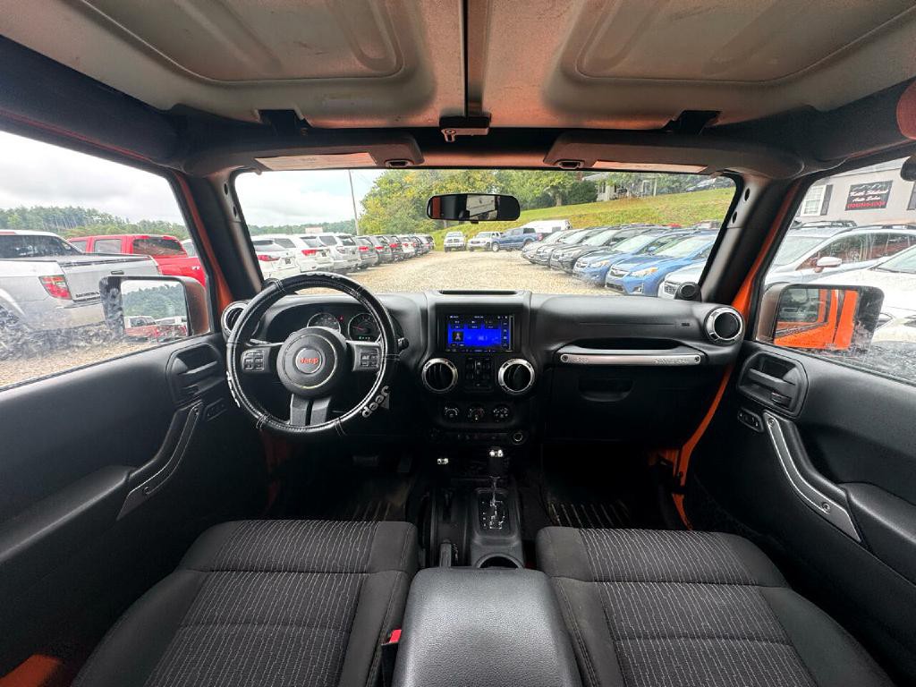 2012 Jeep Wrangler Unlimited Image 15