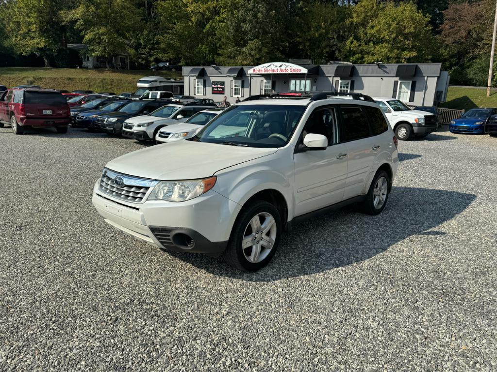 2010 Subaru Forester Image 2