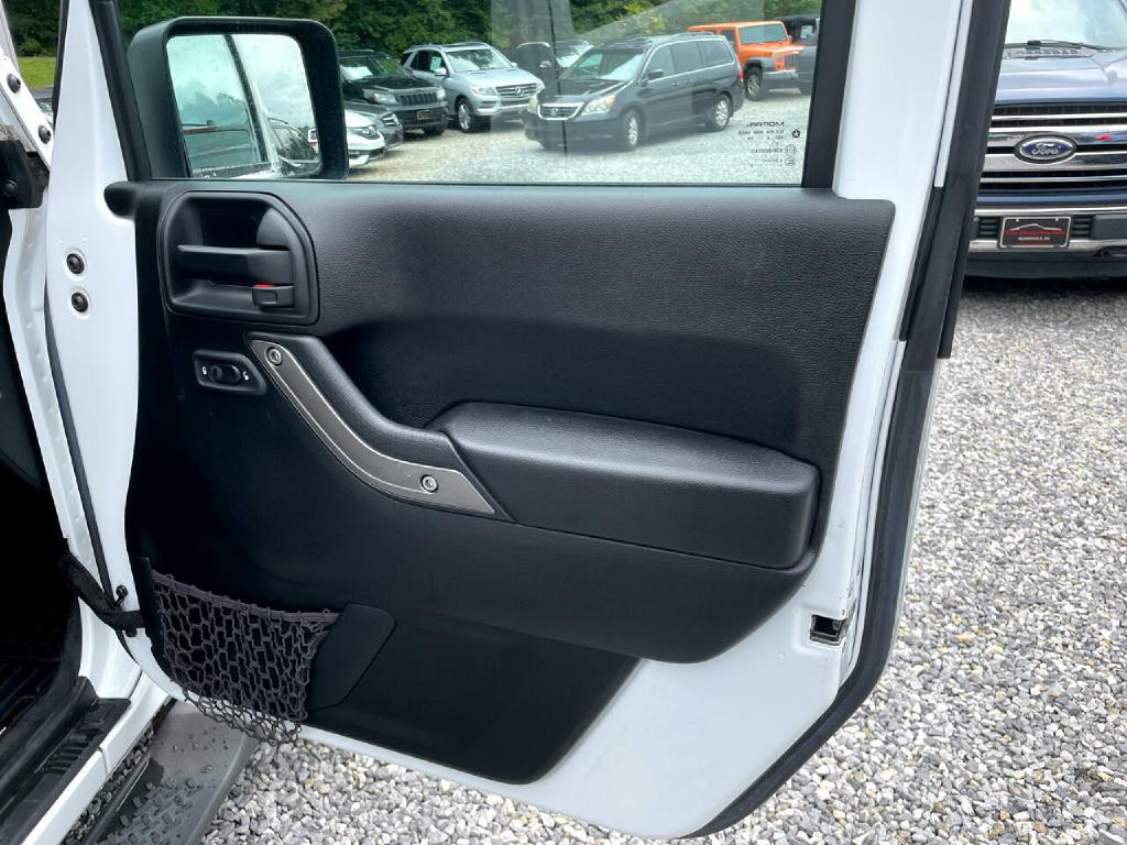 2017 Jeep Wrangler Unlimited Image 7