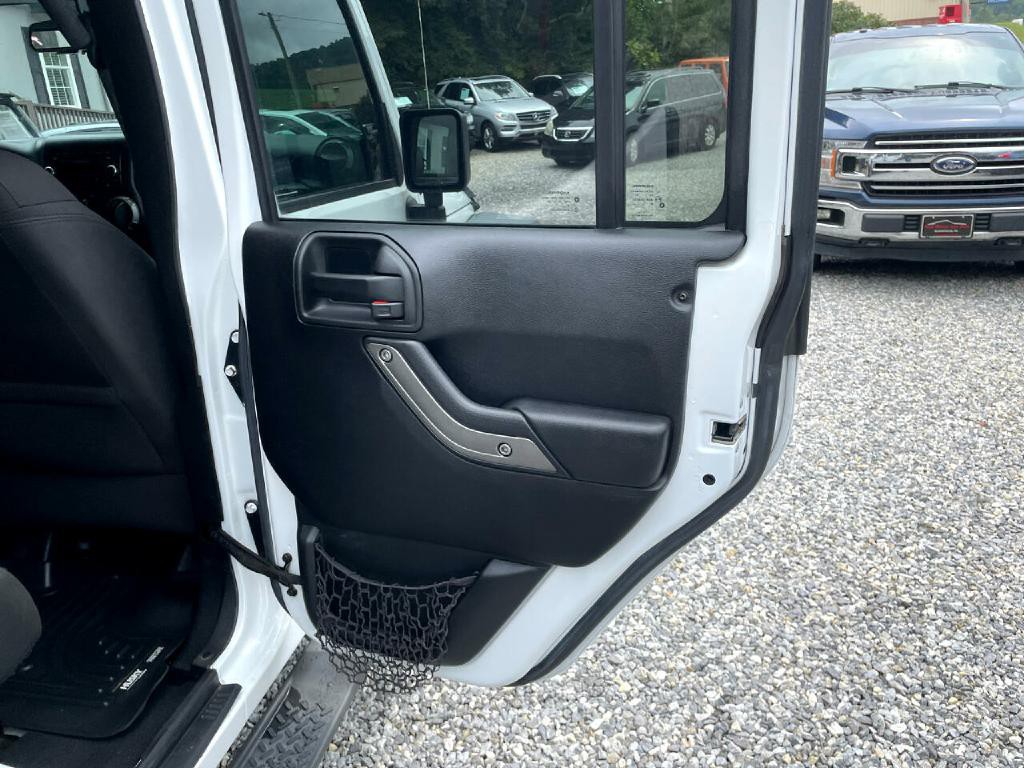 2017 Jeep Wrangler Unlimited Image 10