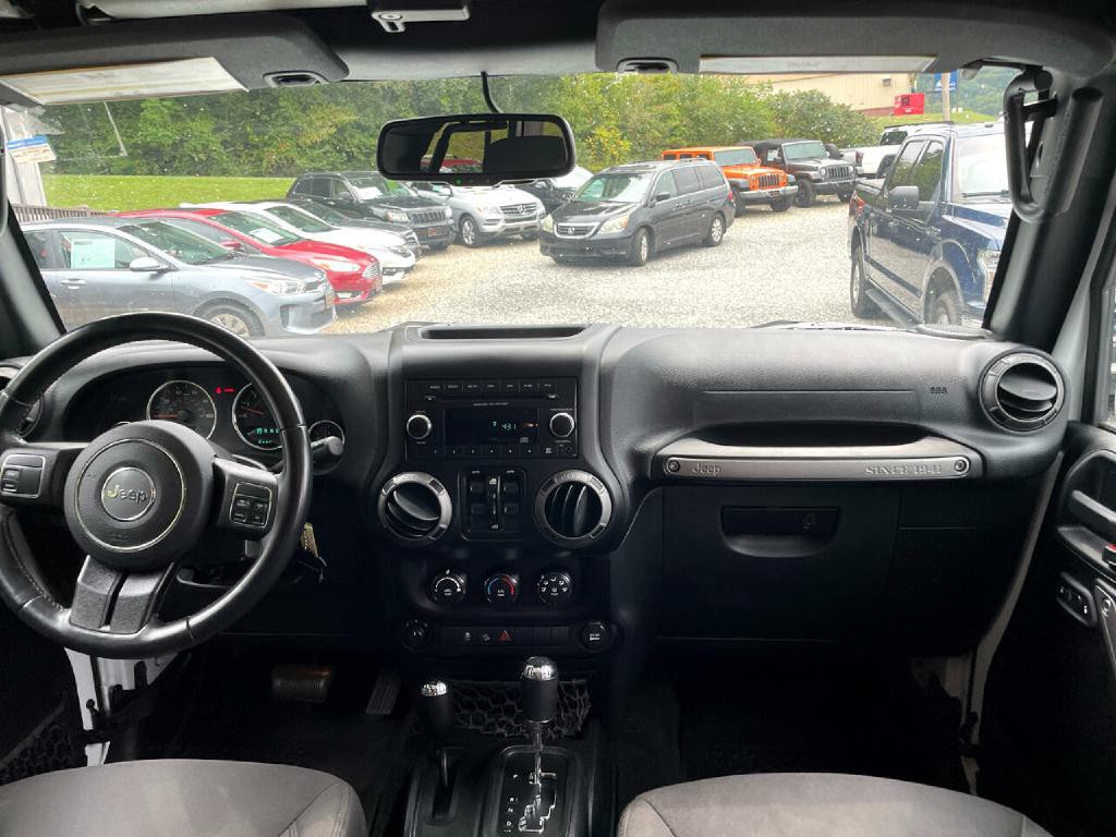 2017 Jeep Wrangler Unlimited Image 12