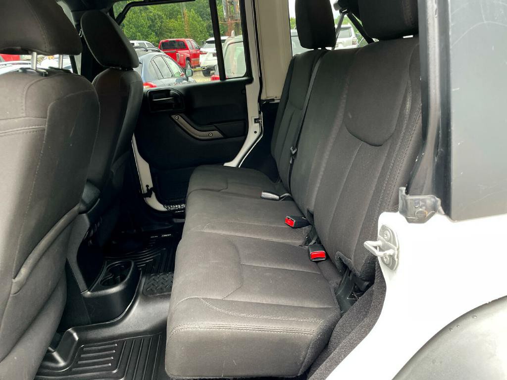 2017 Jeep Wrangler Unlimited Image 15
