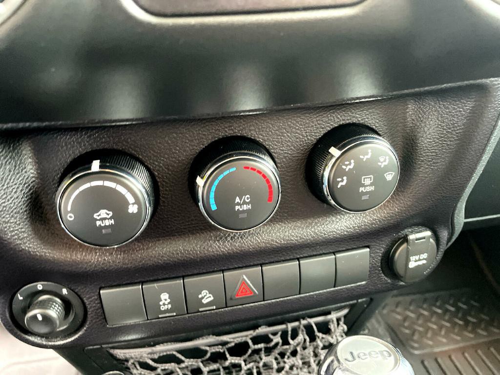 2017 Jeep Wrangler Unlimited Image 19