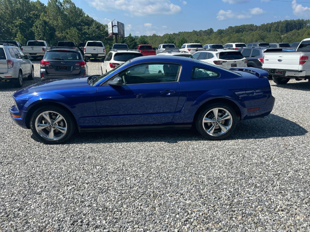 2005 Ford Mustang Image 4