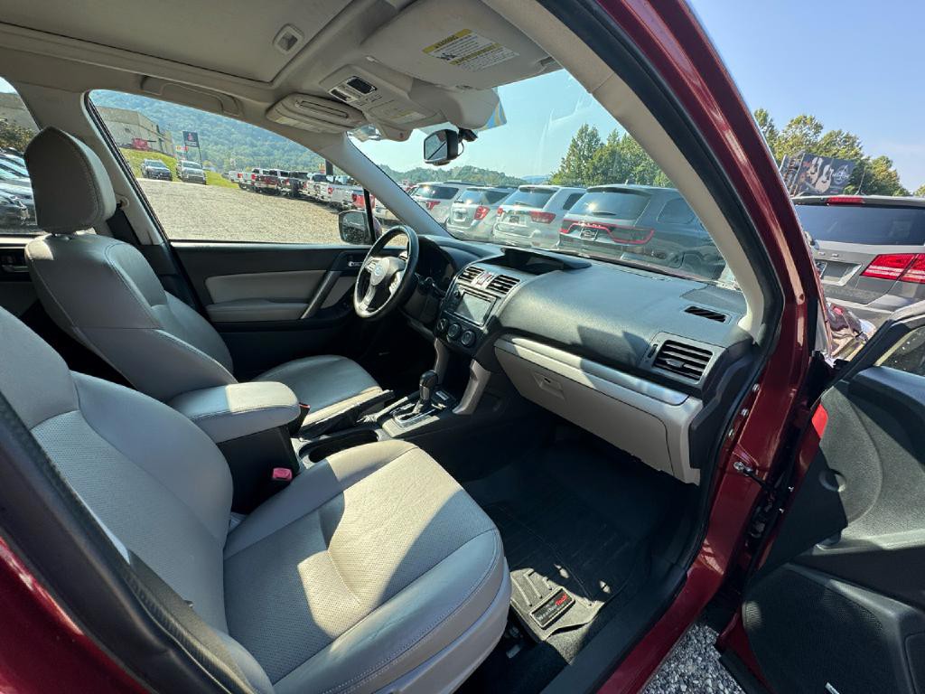 2015 Subaru Forester Image 15