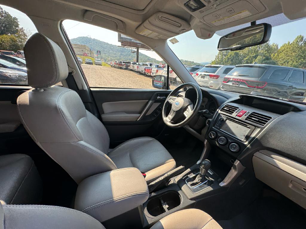 2015 Subaru Forester Image 17
