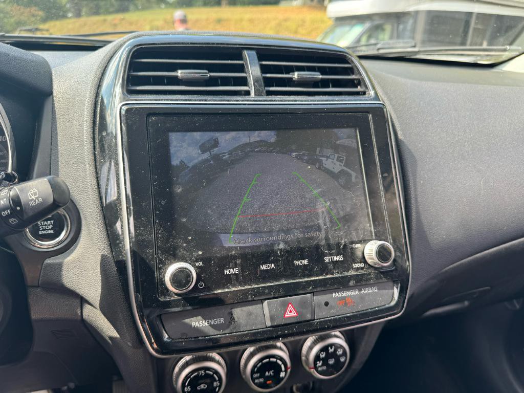 2021 Mitsubishi Outlander Image 21