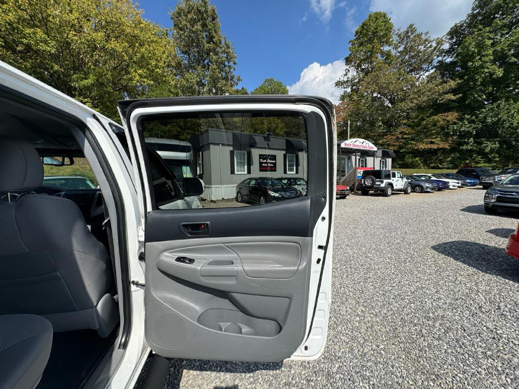 2013 Toyota Tacoma Image 8