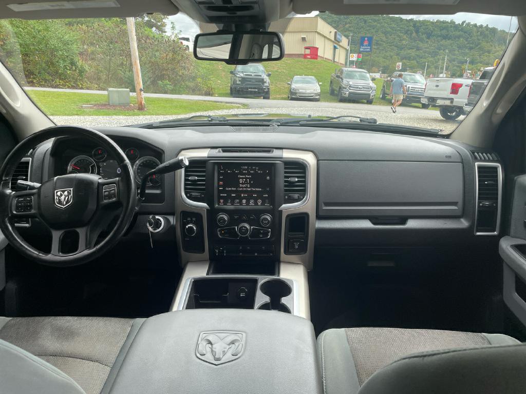 2014 RAM 2500 Image 17