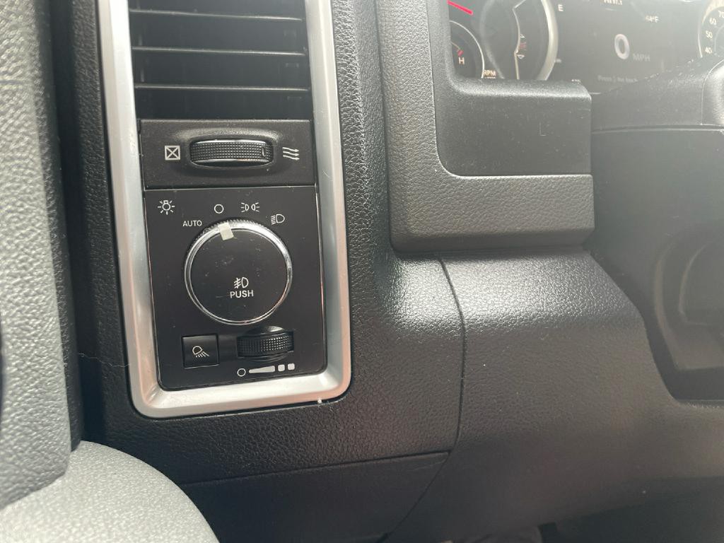 2014 RAM 2500 Image 29