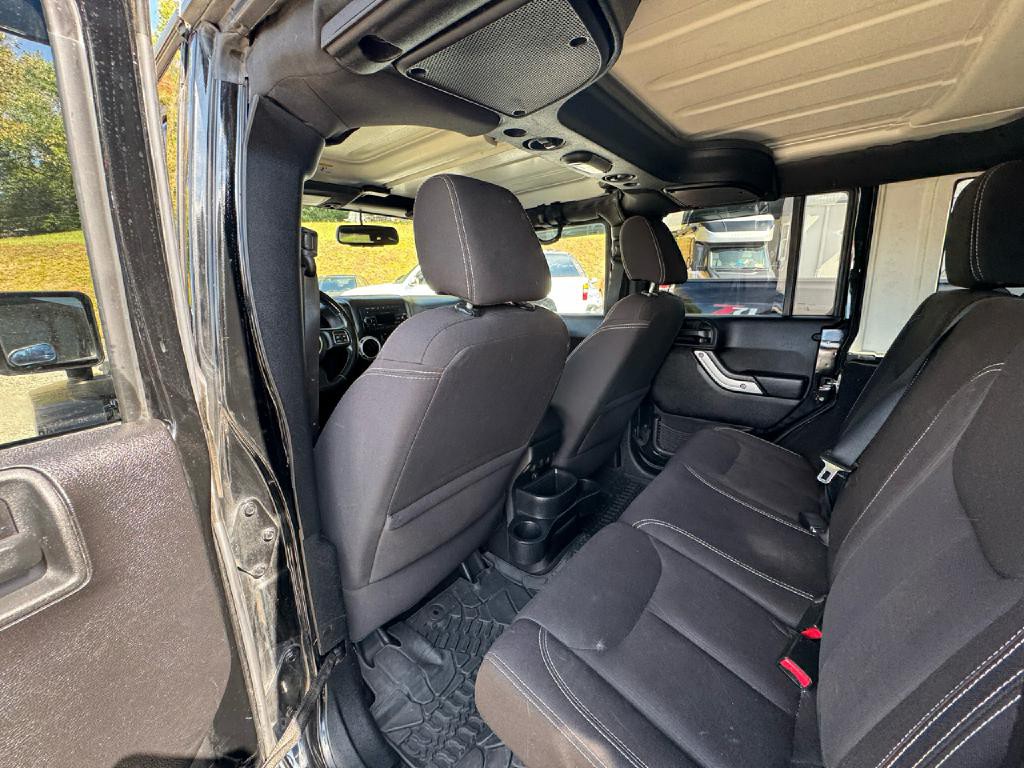 2015 Jeep Wrangler Unlimited Image 8