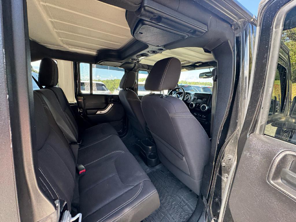 2015 Jeep Wrangler Unlimited Image 11