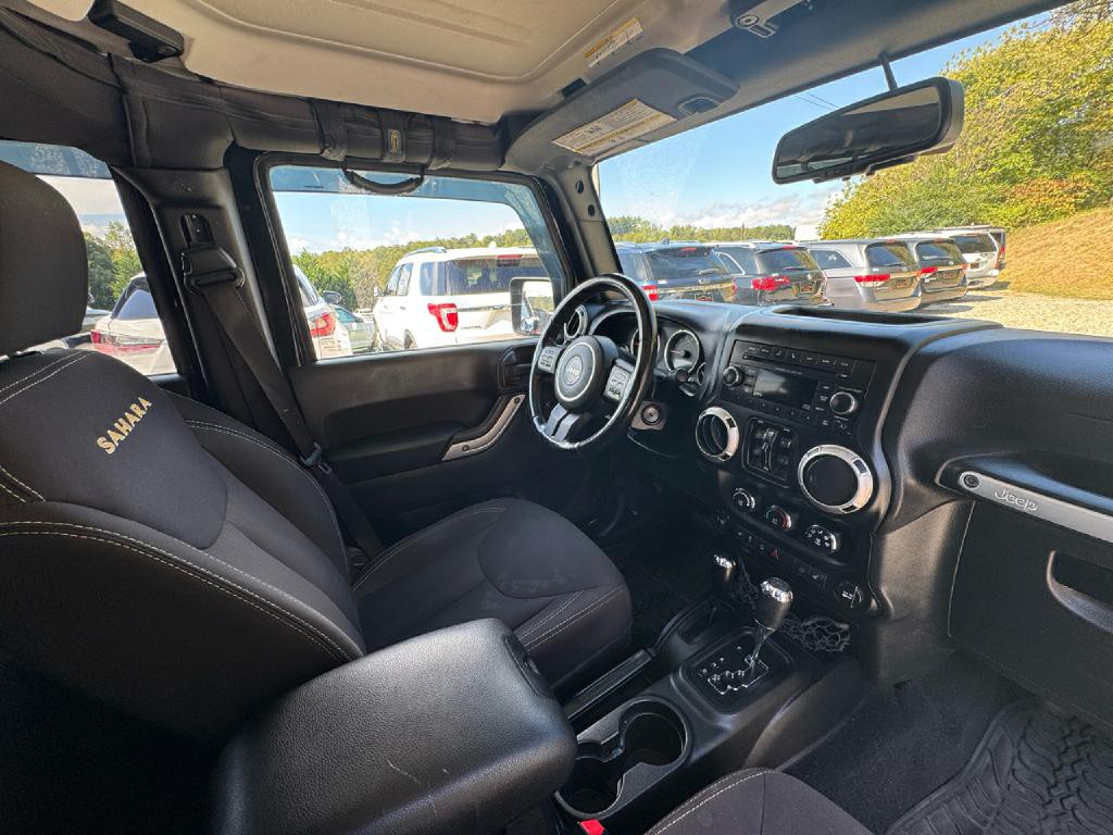 2015 Jeep Wrangler Unlimited Image 16