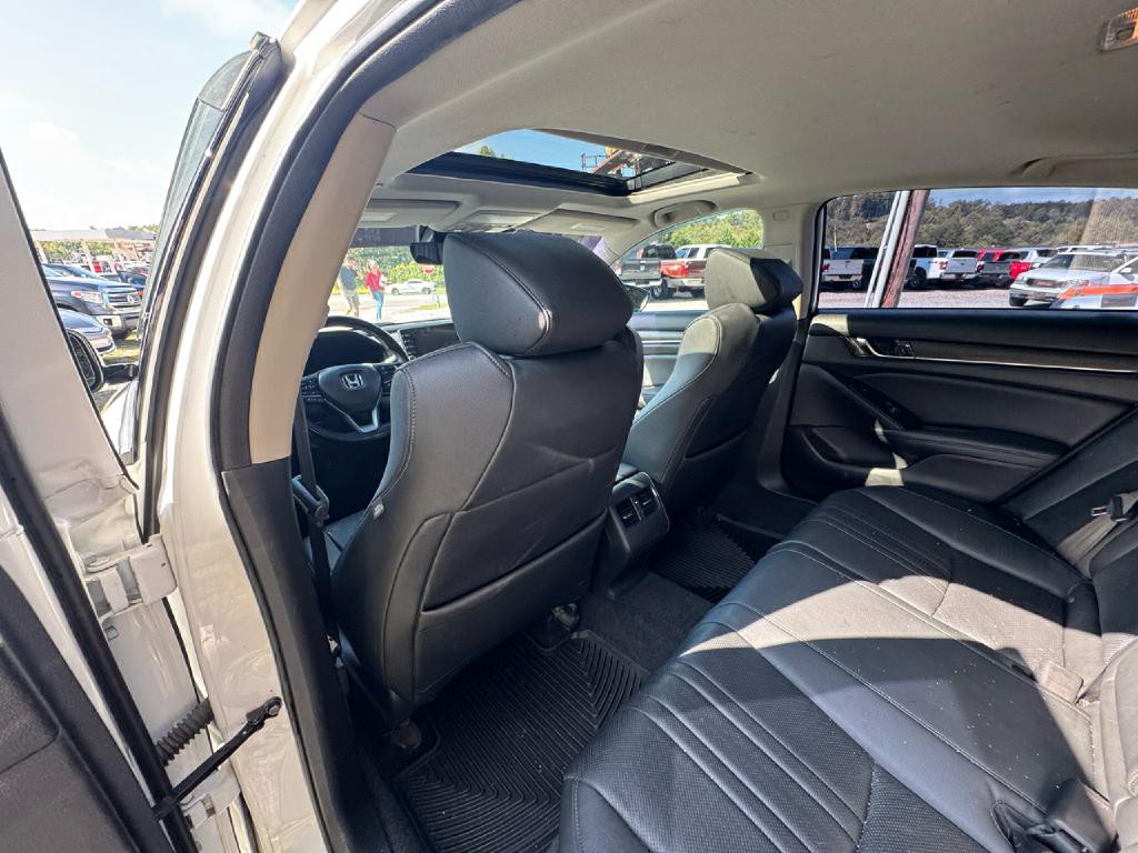 2020 Honda Accord Image 8