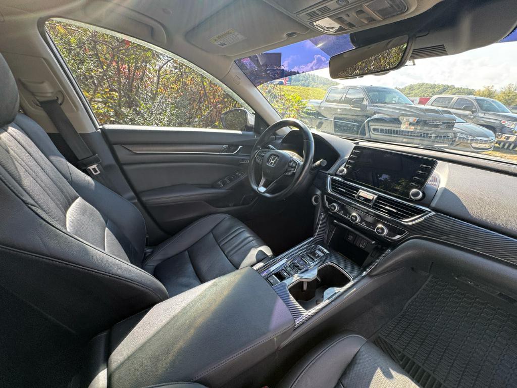 2020 Honda Accord Image 13