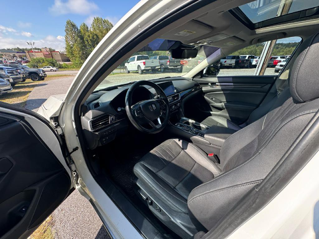 2020 Honda Accord Image 17