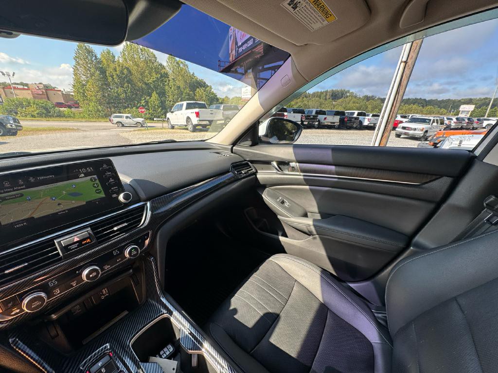 2020 Honda Accord Image 30