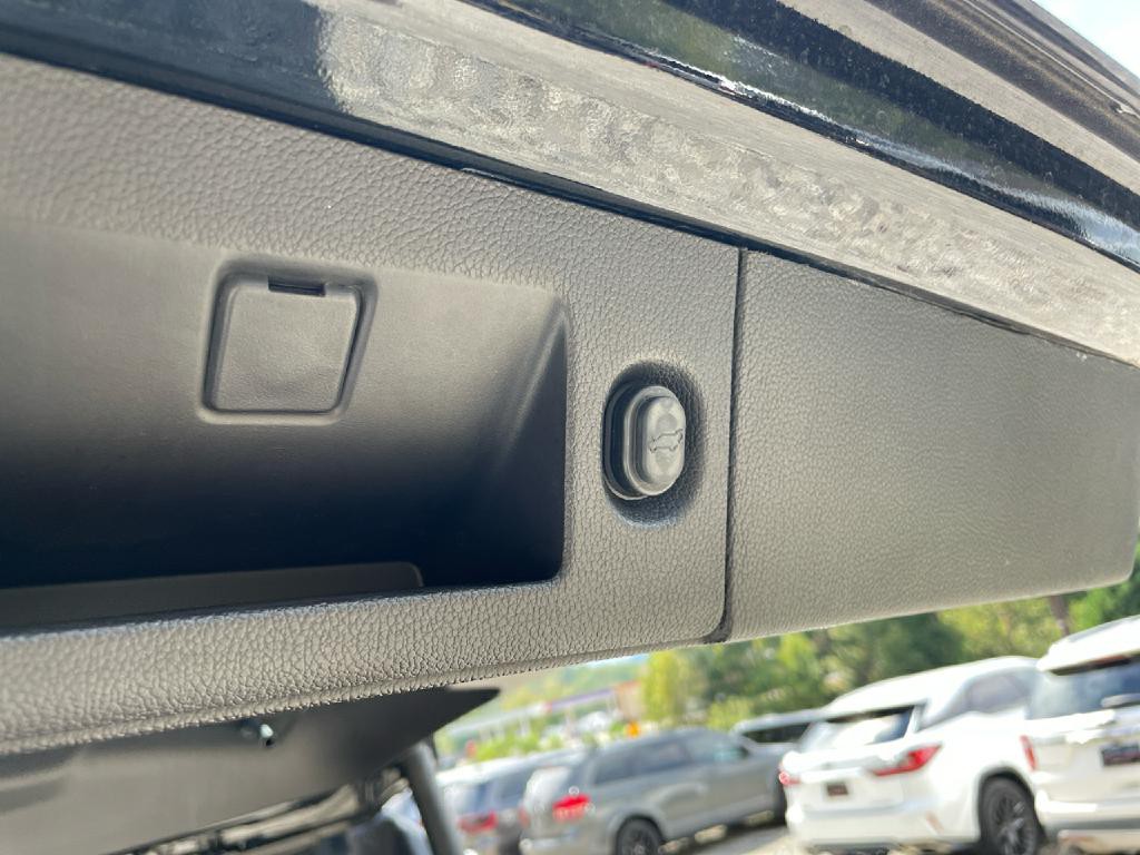 2018 Chevrolet Tahoe Image 19