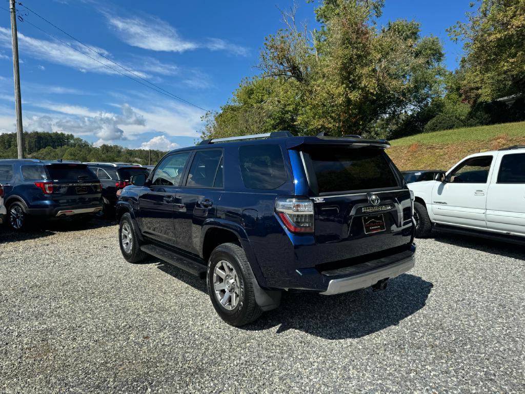 2015 Toyota 4Runner Image 3