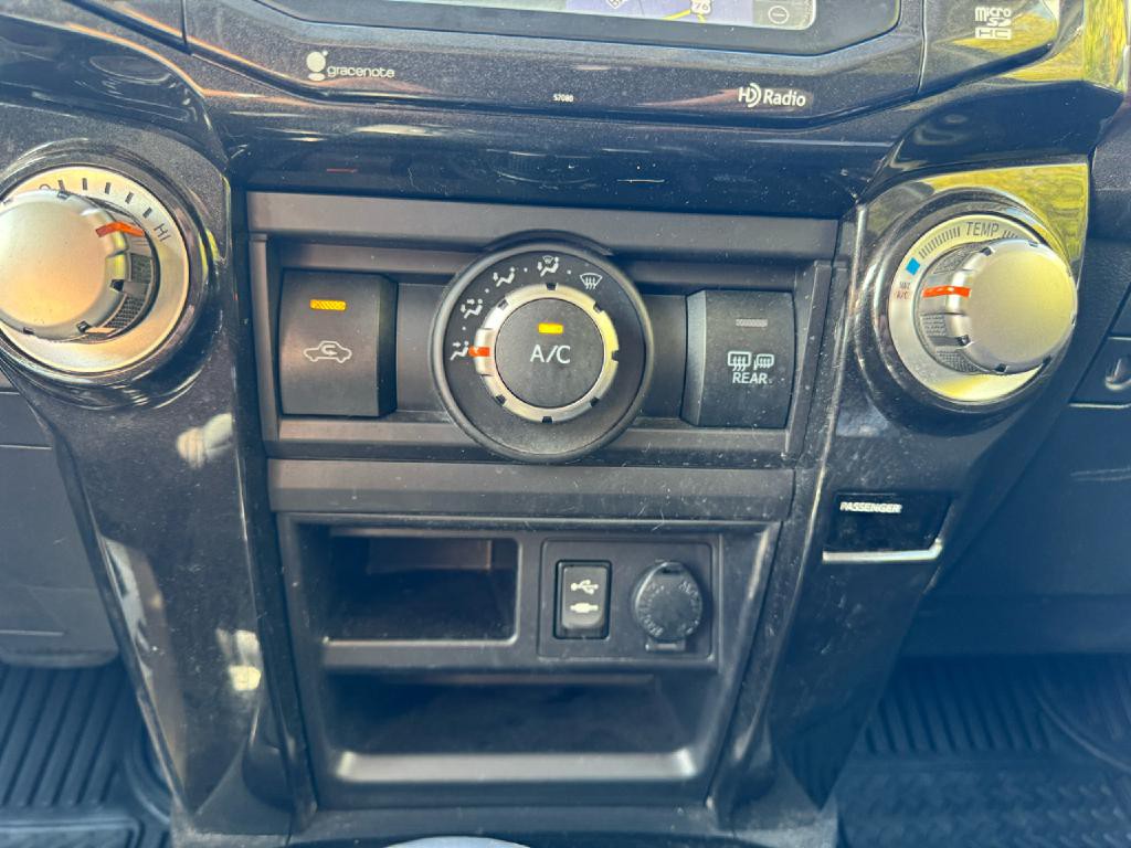 2015 Toyota 4Runner Image 29