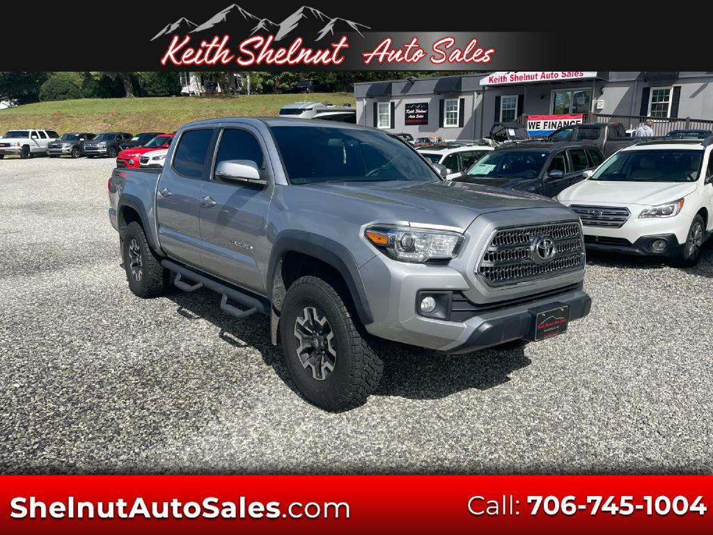 2017 Toyota Tacoma Image 1