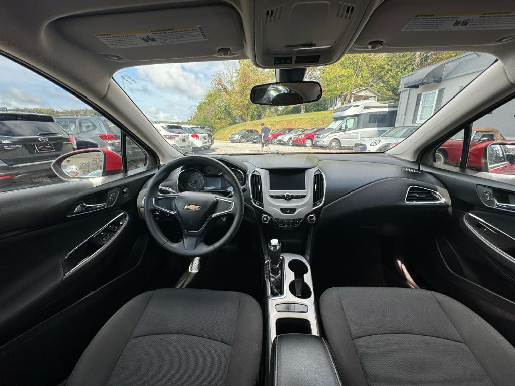 2018 Chevrolet Cruze Image 23