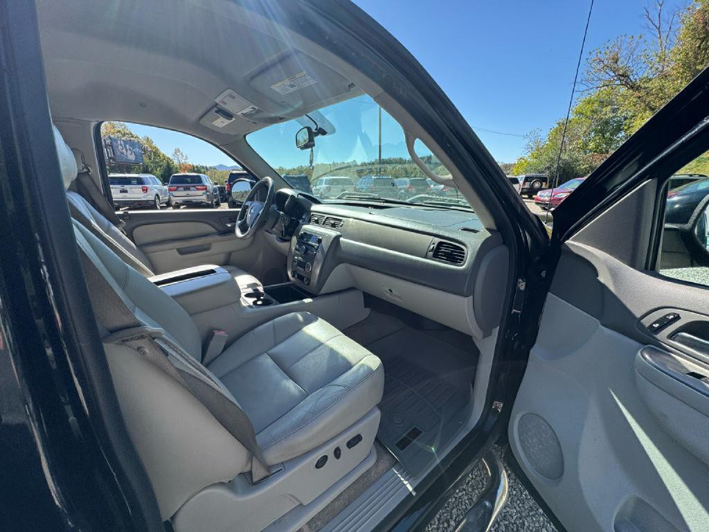 2010 Chevrolet Silverado 1500 Image 12